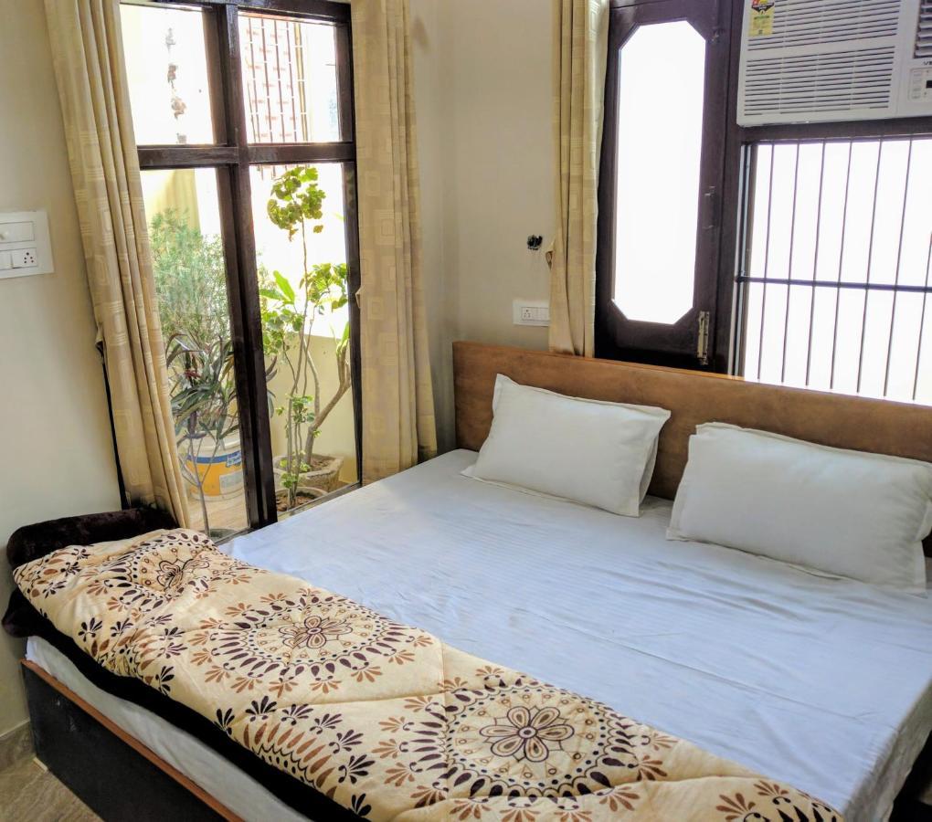 Mye Home Stay - Near Golden Temple Amritsar Dış mekan fotoğraf