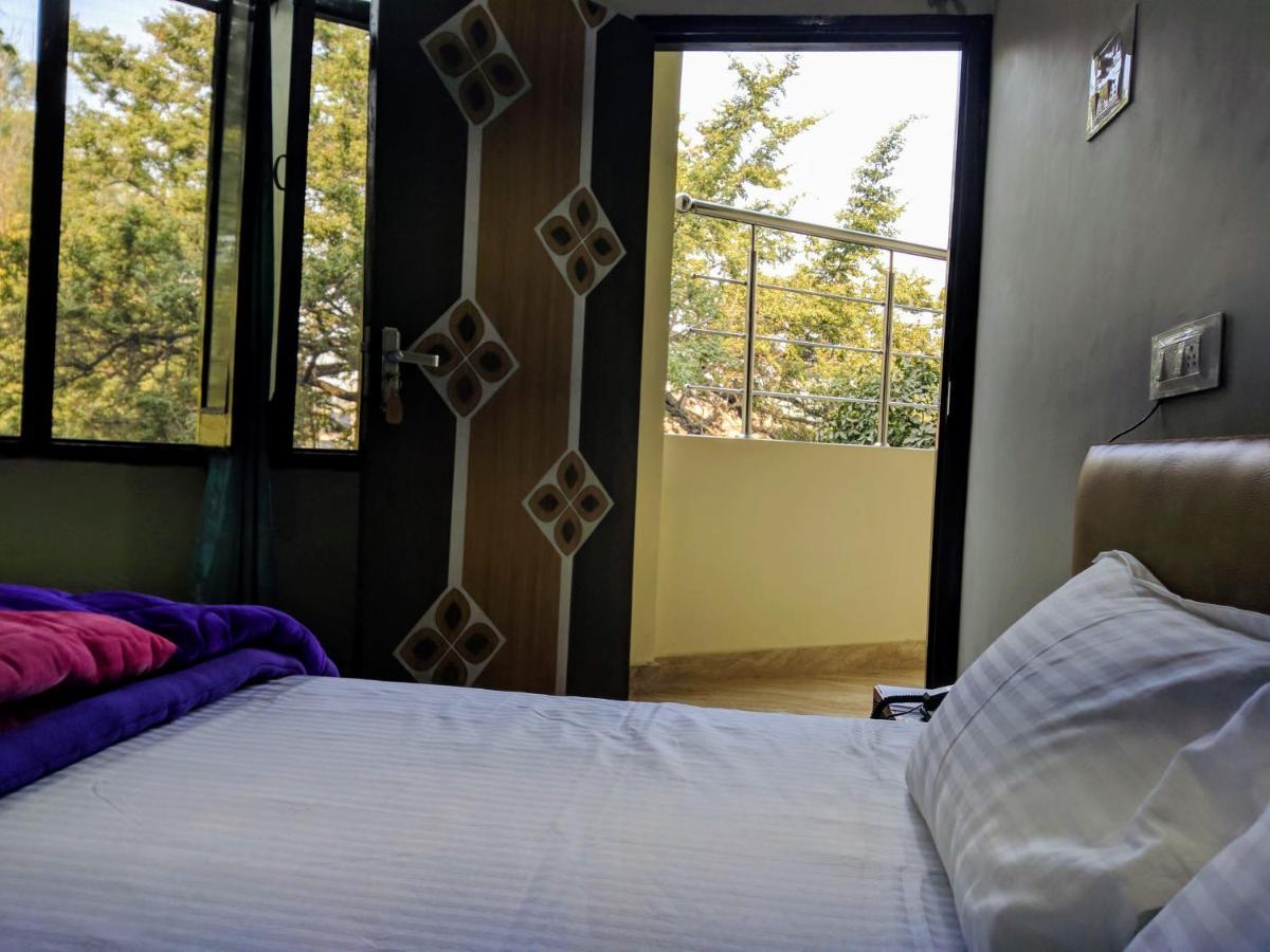 Mye Home Stay - Near Golden Temple Amritsar Dış mekan fotoğraf