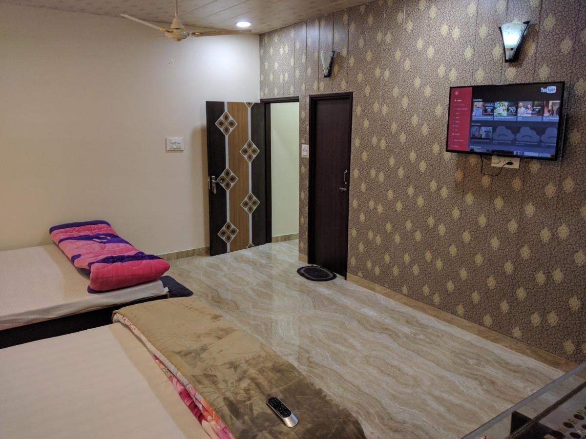 Mye Home Stay - Near Golden Temple Amritsar Dış mekan fotoğraf